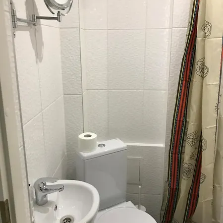 Uus Ja Hubane Korter Kristiines Apartamento Tallin